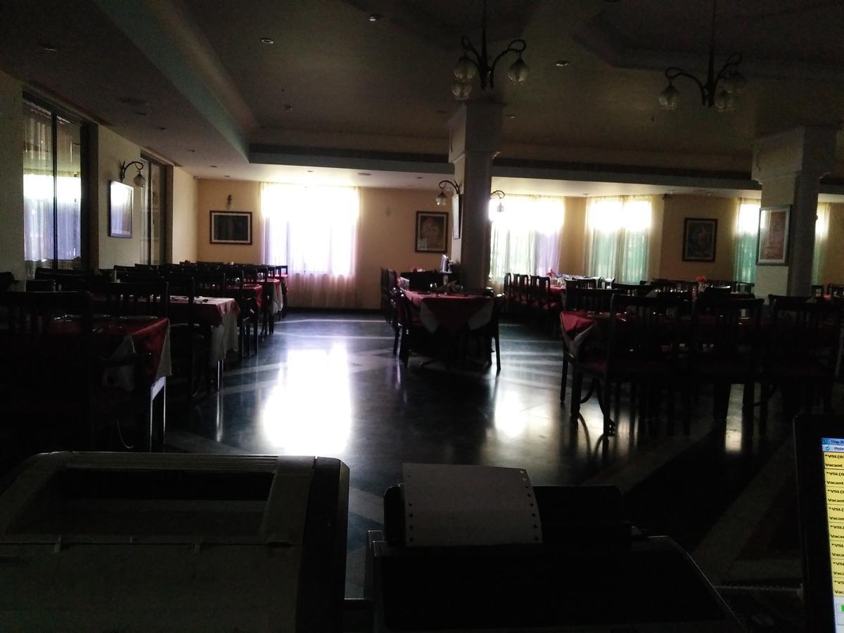 Hotel The Royal Residency Bodh Gaya Exterior foto